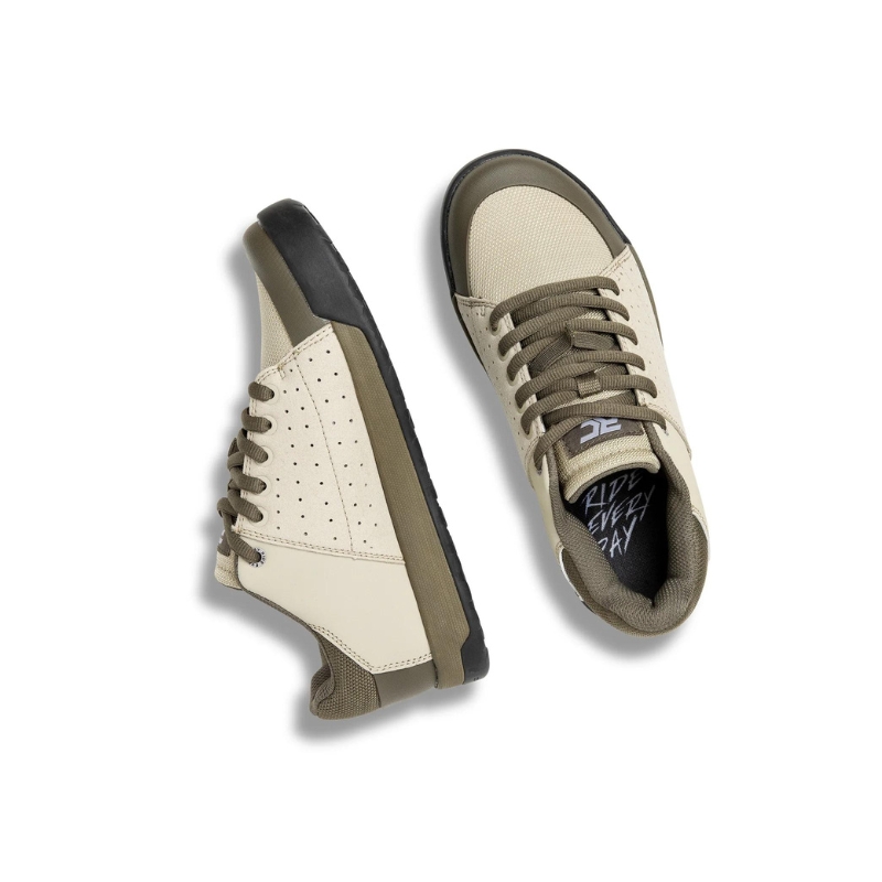 rc-2295-2-jpg Ženski kolesarski čevlji RIDE CONCEPTS LIVEWIRE Dune