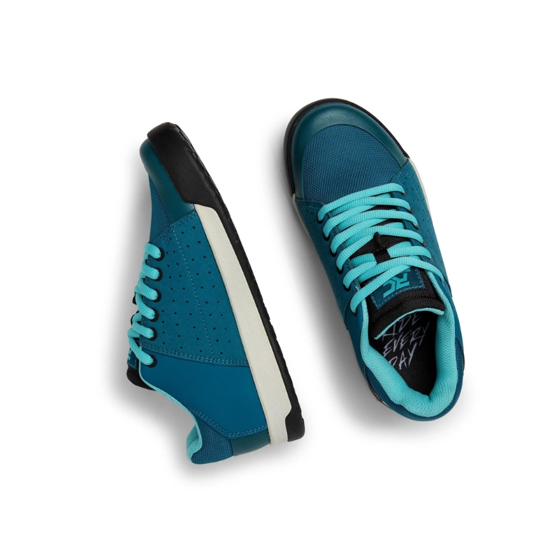 rc-2297-2-jpg Ženski kolesarski čevlji RIDE CONCEPTS LIVEWIRE Blue