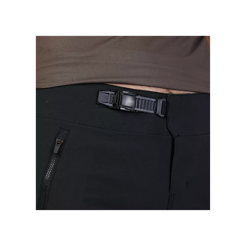 33760-001-6-jpg Kolesarske hlače FOX Flexair Short Black