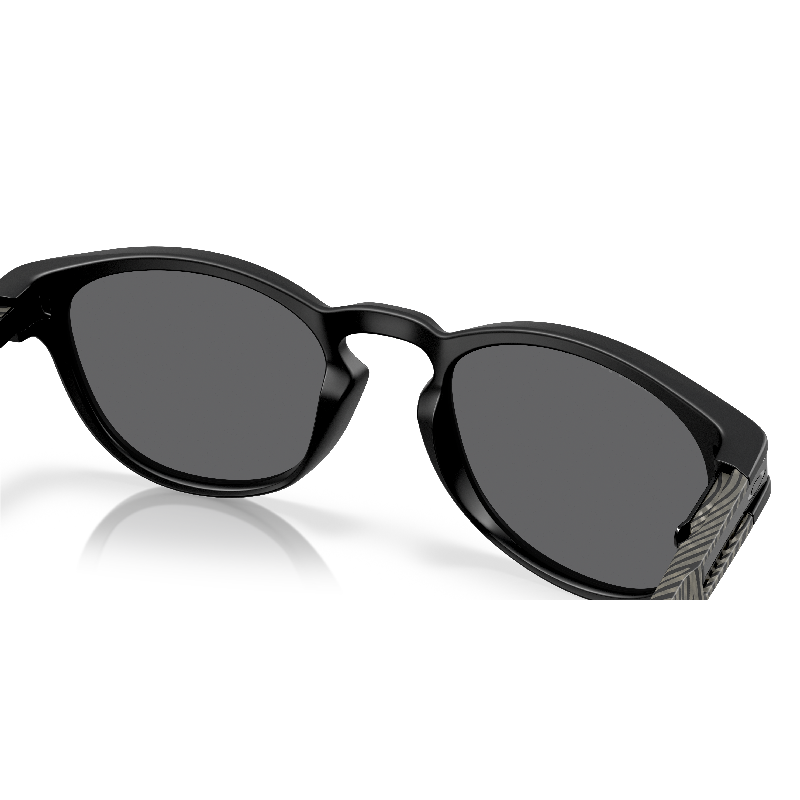 Sončna očala OAKLEY Latch Matte Black / Prizm Black Polar