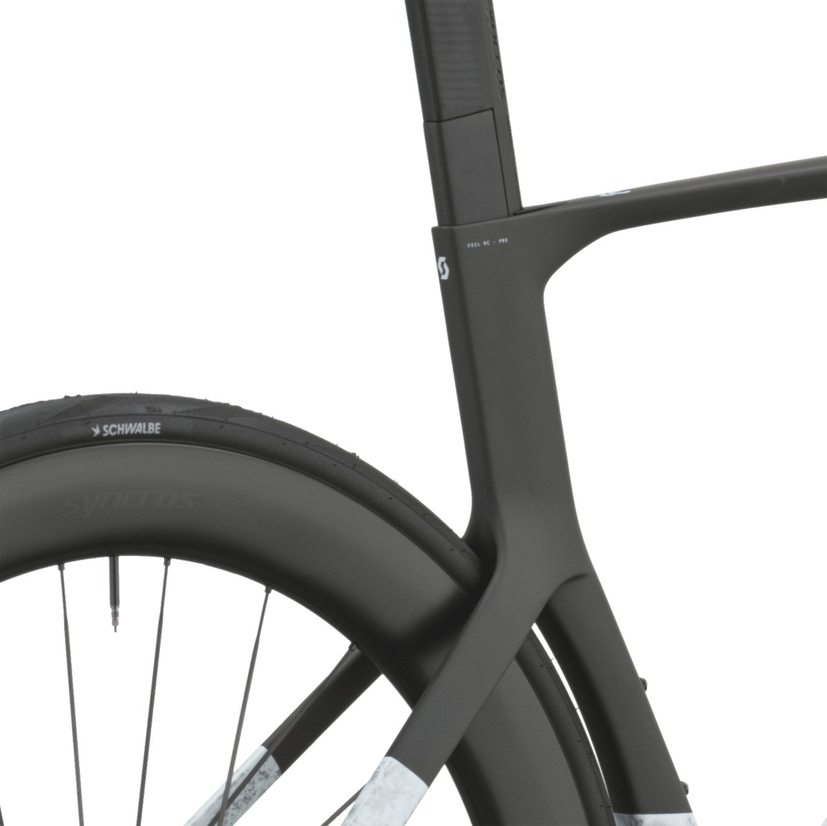 Cestno kolo SCOTT Foil RC Pro white/carbon black 2027 Cestno kolo SCOTT Foil RC Pro white/carbon black 2027