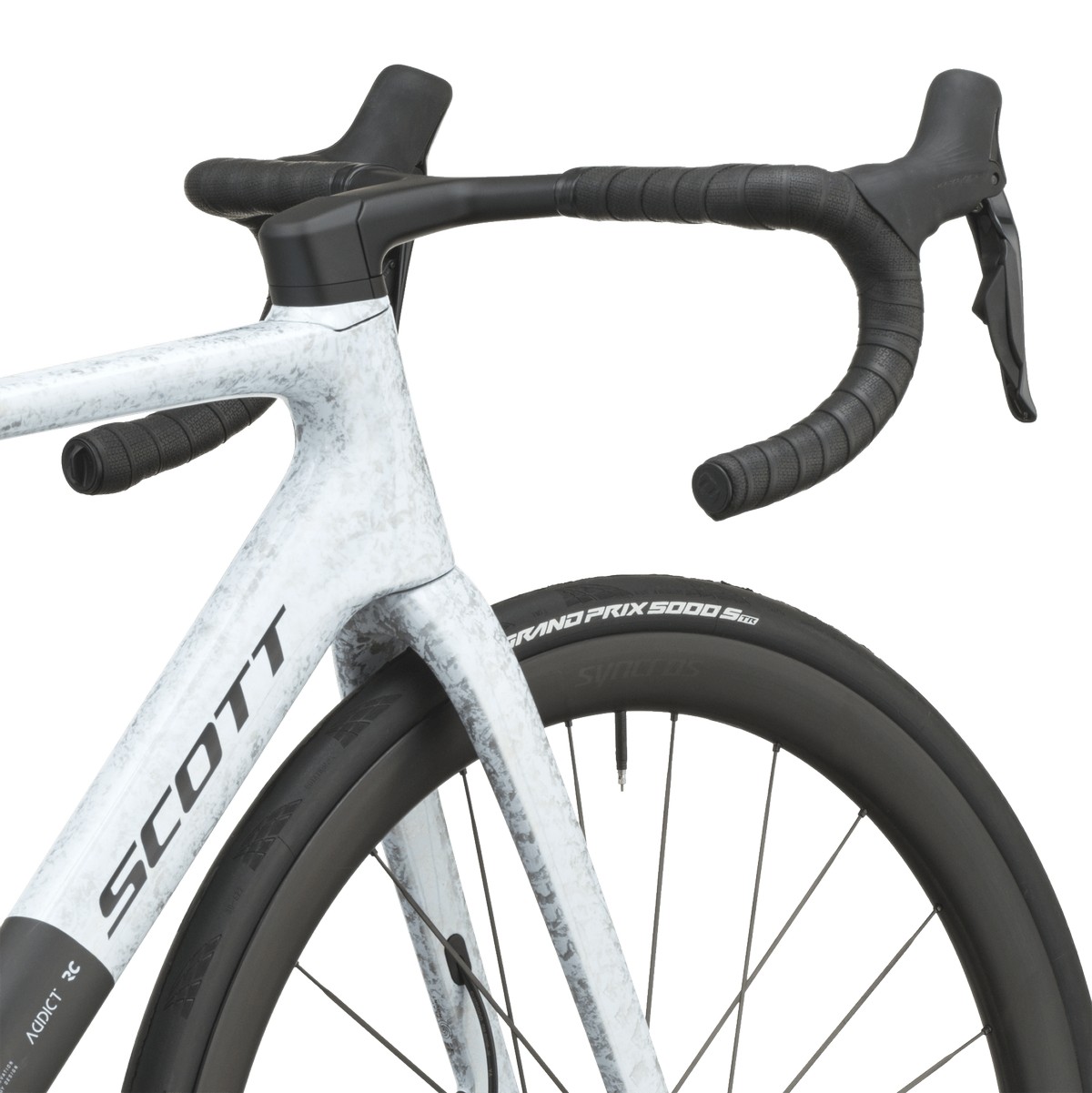 Cestno kolo SCOTT Addict RC Pro white/carbon black 2027 Cestno kolo SCOTT Addict RC Pro white/carbon black 2027
