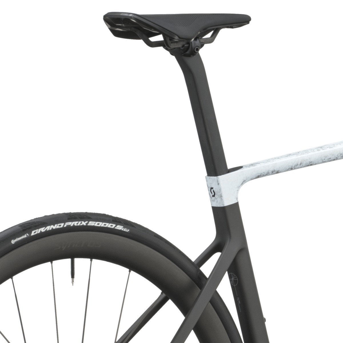 Cestno kolo SCOTT Addict RC Pro white/carbon black 2027 Cestno kolo SCOTT Addict RC Pro white/carbon black 2027